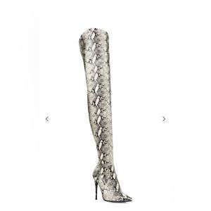 Steve Madden Dominique Thigh High Boot in Snake Skin Size 8.5